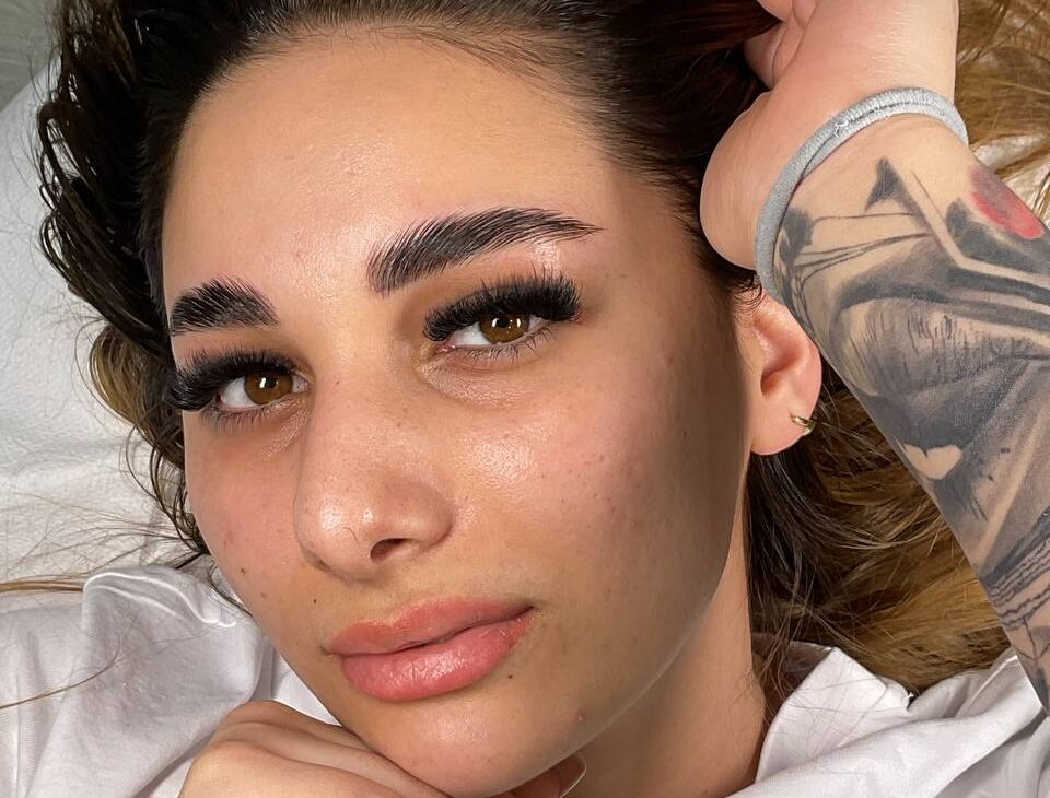 Professional Eyebrow Lamination & Styling (In-Person)